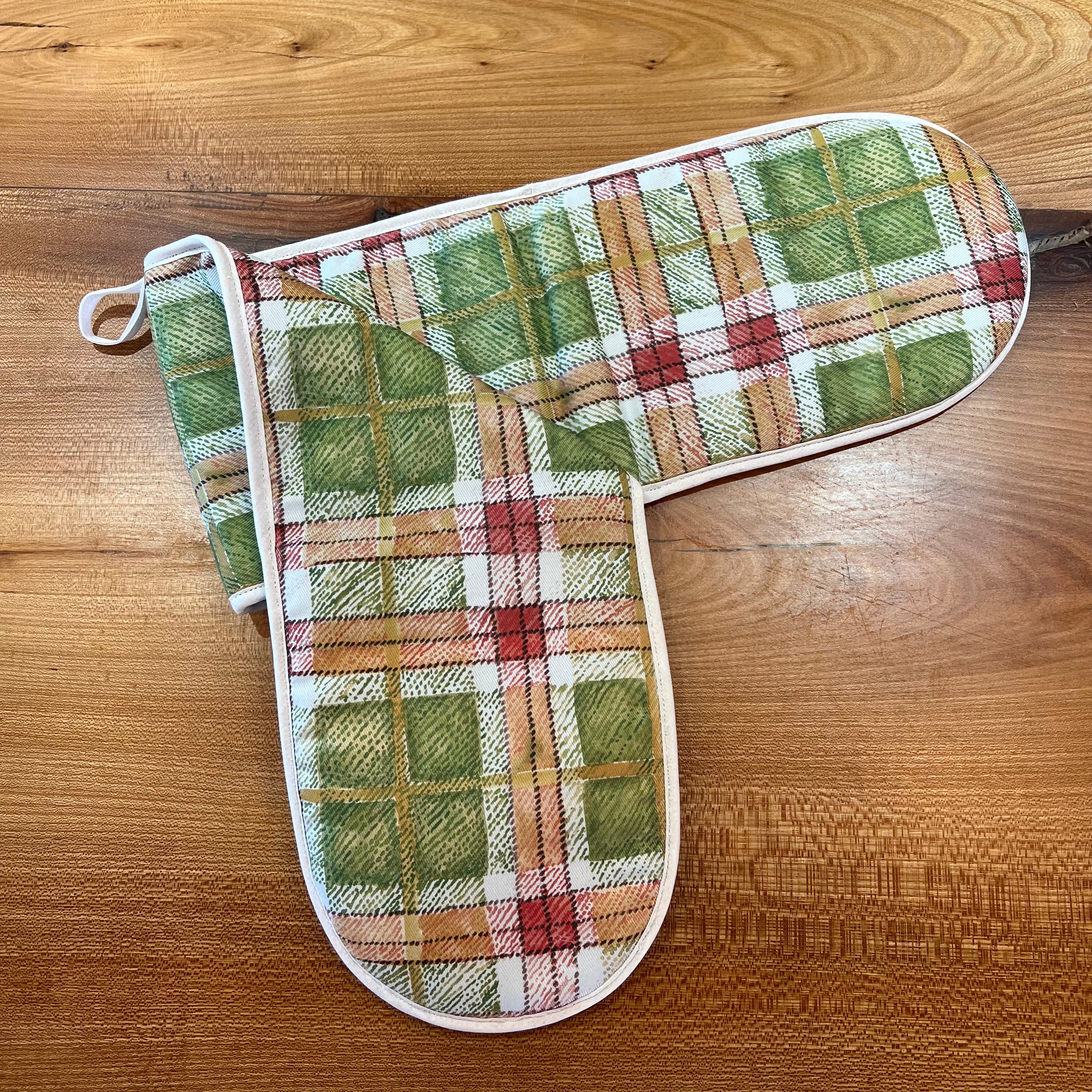 Knockando Tartan Oven Gloves