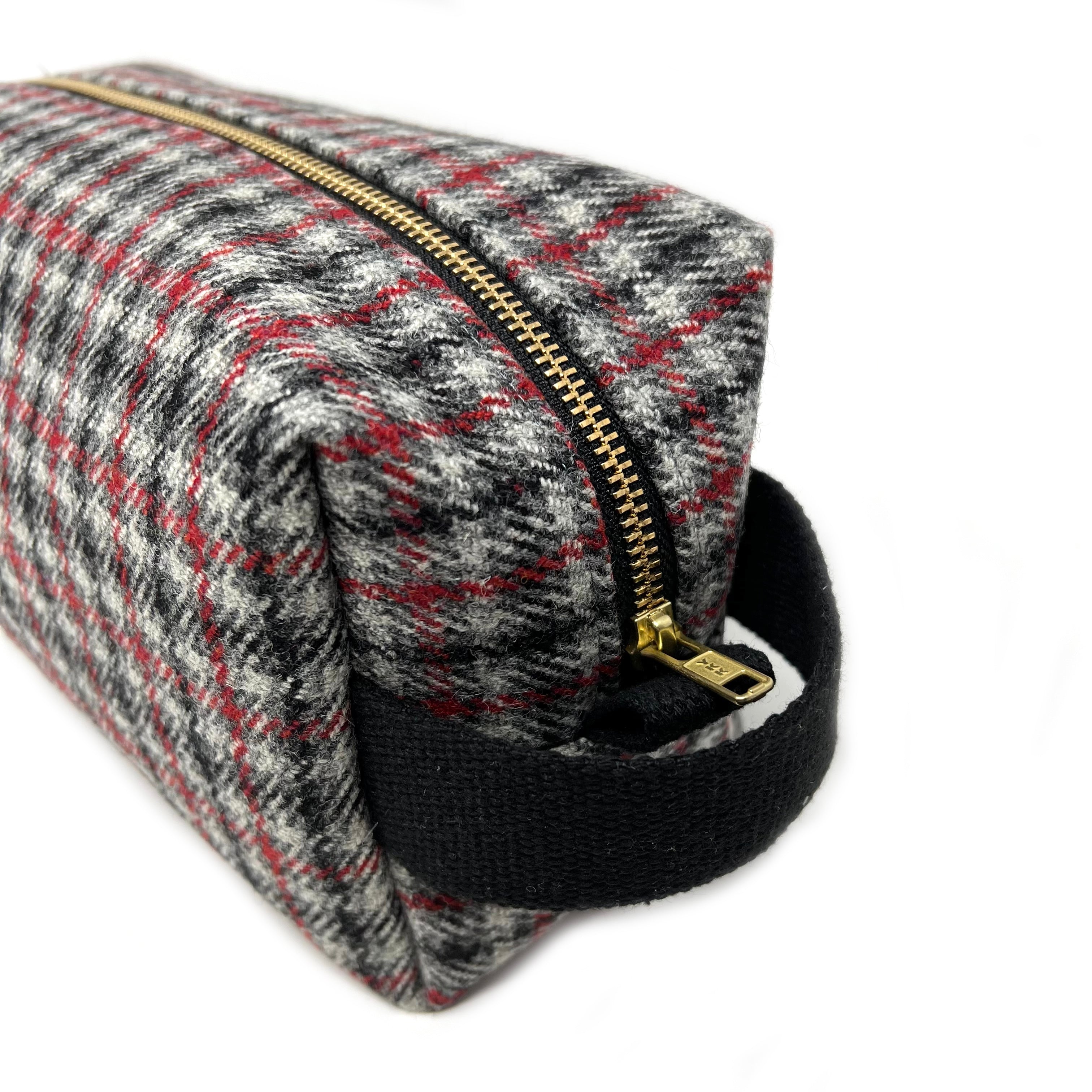 Winterberry Boxed Wash Bag